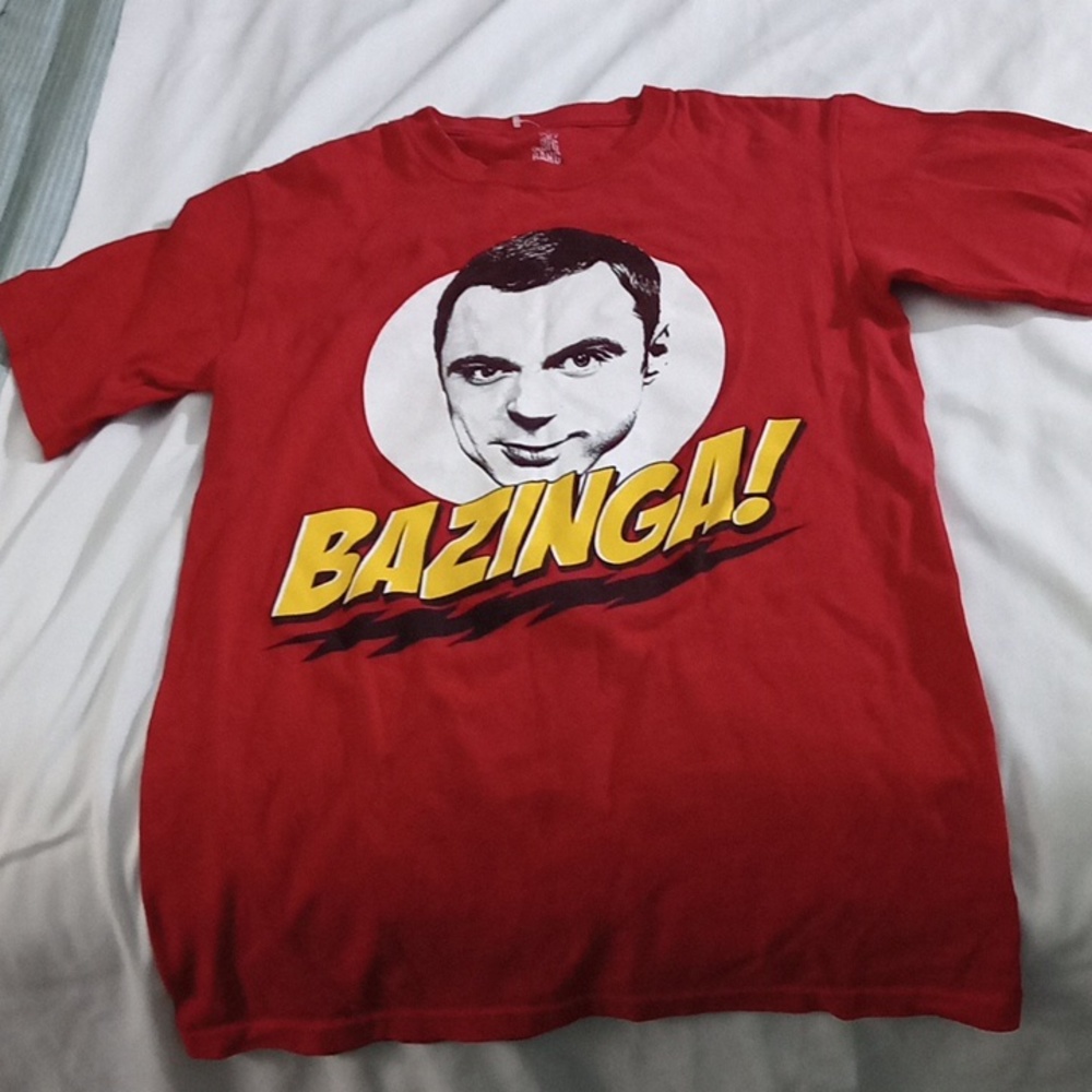 Big Bang Theory Red Sheldon  Bazinga Graphic T-Shirt Men's Size small